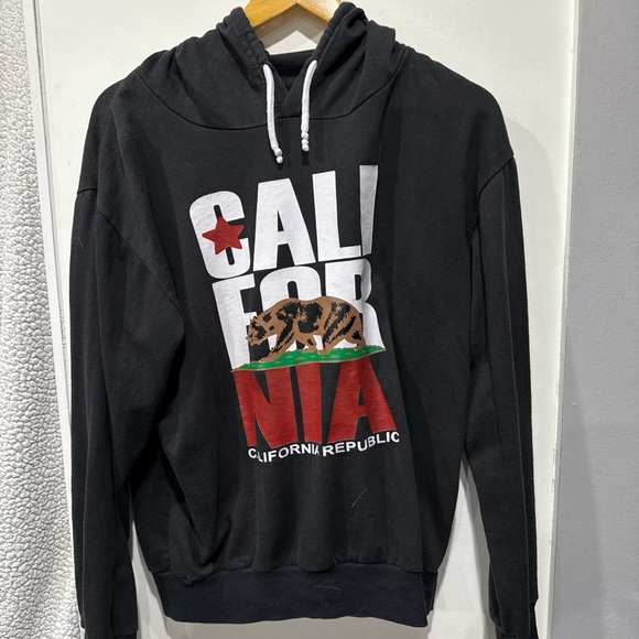 California Republic Black Graphic Hoodie - Picture 1 of 1